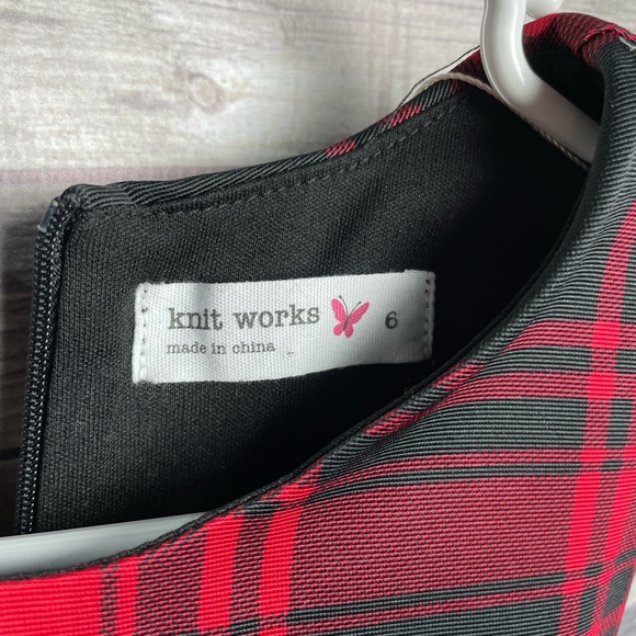 Knit Works Girl’s Dress - Size 6 - Picture 2 of 3